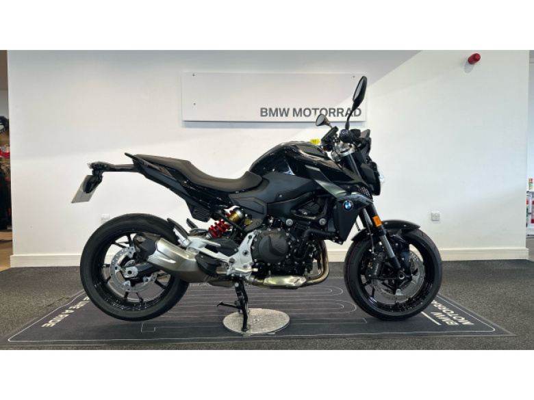 BMW F900 R
